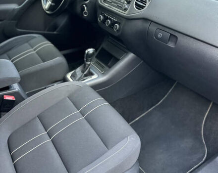 Черный Фольксваген Тигуан, объемом двигателя 1.98 л и пробегом 210 тыс. км за 12000 $, фото 13 на Automoto.ua