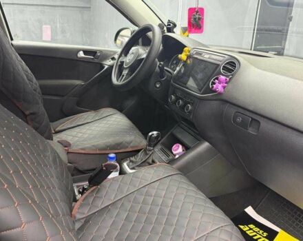 Черный Фольксваген Тигуан, объемом двигателя 2 л и пробегом 186 тыс. км за 12300 $, фото 12 на Automoto.ua