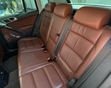 Чорний Фольксваген Тігуан, об'ємом двигуна 2 л та пробігом 230 тис. км за 13000 $, фото 11 на Automoto.ua