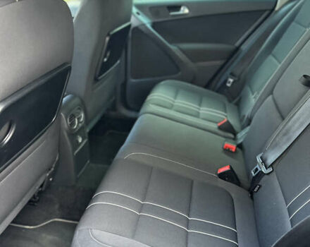 Черный Фольксваген Тигуан, объемом двигателя 1.98 л и пробегом 210 тыс. км за 12000 $, фото 14 на Automoto.ua