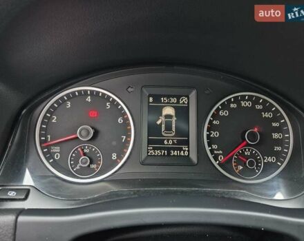 Чорний Фольксваген Тігуан, об'ємом двигуна 1.39 л та пробігом 253 тис. км за 11500 $, фото 25 на Automoto.ua