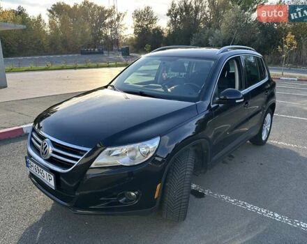 Черный Фольксваген Тигуан, объемом двигателя 2 л и пробегом 237 тыс. км за 10100 $, фото 19 на Automoto.ua