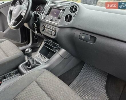 Чорний Фольксваген Тігуан, об'ємом двигуна 1.39 л та пробігом 253 тис. км за 11500 $, фото 34 на Automoto.ua