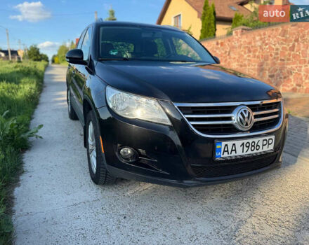 Чорний Фольксваген Тігуан, об'ємом двигуна 1.98 л та пробігом 238 тис. км за 10500 $, фото 3 на Automoto.ua