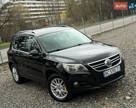 Чорний Фольксваген Тігуан, об'ємом двигуна 2 л та пробігом 238 тис. км за 10599 $, фото 56 на Automoto.ua