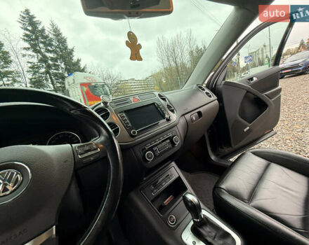 Чорний Фольксваген Тігуан, об'ємом двигуна 2 л та пробігом 238 тис. км за 10599 $, фото 47 на Automoto.ua