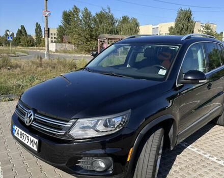 Чорний Фольксваген Тігуан, об'ємом двигуна 1.98 л та пробігом 123 тис. км за 14800 $, фото 2 на Automoto.ua
