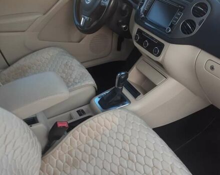 Чорний Фольксваген Тігуан, об'ємом двигуна 1.98 л та пробігом 231 тис. км за 10500 $, фото 19 на Automoto.ua