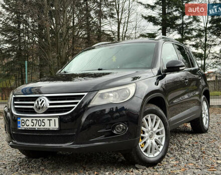 Чорний Фольксваген Тігуан, об'ємом двигуна 2 л та пробігом 238 тис. км за 10599 $, фото 61 на Automoto.ua