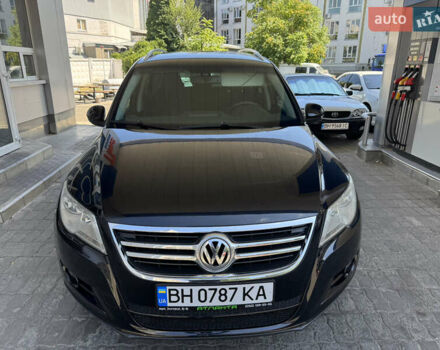 Черный Фольксваген Тигуан, объемом двигателя 1.98 л и пробегом 189 тыс. км за 10700 $, фото 1 на Automoto.ua
