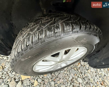 Чорний Фольксваген Тігуан, об'ємом двигуна 2 л та пробігом 238 тис. км за 10599 $, фото 52 на Automoto.ua