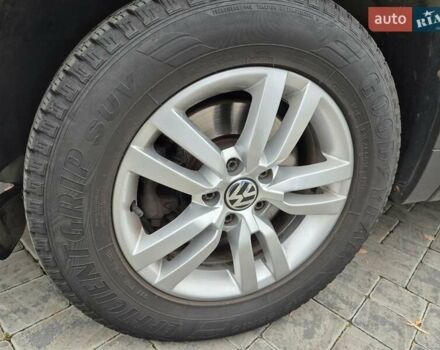 Чорний Фольксваген Тігуан, об'ємом двигуна 1.39 л та пробігом 253 тис. км за 11500 $, фото 45 на Automoto.ua