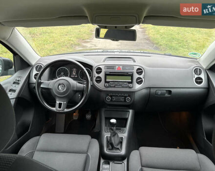 Черный Фольксваген Тигуан, объемом двигателя 1.39 л и пробегом 213 тыс. км за 9399 $, фото 32 на Automoto.ua