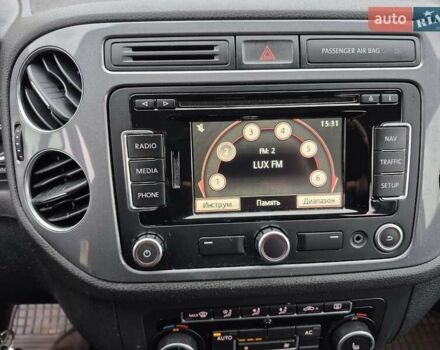 Чорний Фольксваген Тігуан, об'ємом двигуна 1.39 л та пробігом 253 тис. км за 11500 $, фото 27 на Automoto.ua