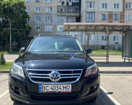 Чорний Фольксваген Тігуан, об'ємом двигуна 1.97 л та пробігом 386 тис. км за 10500 $, фото 2 на Automoto.ua