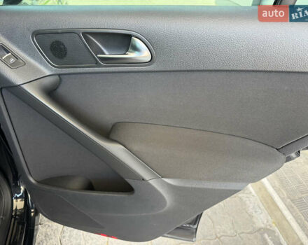 Черный Фольксваген Тигуан, объемом двигателя 1.98 л и пробегом 189 тыс. км за 10700 $, фото 22 на Automoto.ua