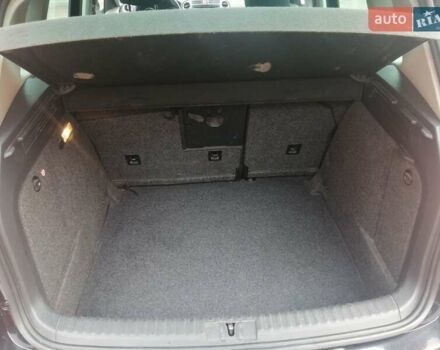 Черный Фольксваген Тигуан, объемом двигателя 1.97 л и пробегом 319 тыс. км за 13300 $, фото 3 на Automoto.ua