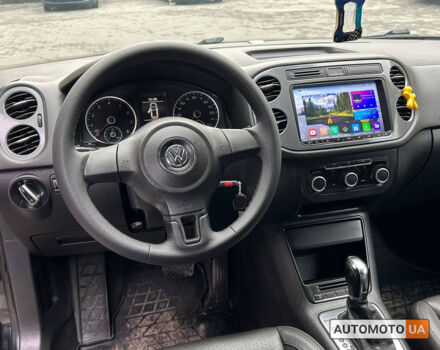 Черный Фольксваген Тигуан, объемом двигателя 2 л и пробегом 195 тыс. км за 12700 $, фото 10 на Automoto.ua