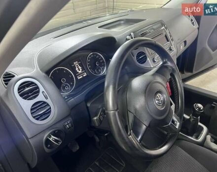 Черный Фольксваген Тигуан, объемом двигателя 1.97 л и пробегом 240 тыс. км за 12200 $, фото 13 на Automoto.ua