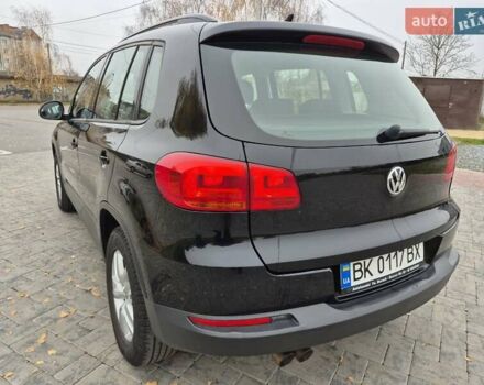 Чорний Фольксваген Тігуан, об'ємом двигуна 1.39 л та пробігом 253 тис. км за 11500 $, фото 4 на Automoto.ua