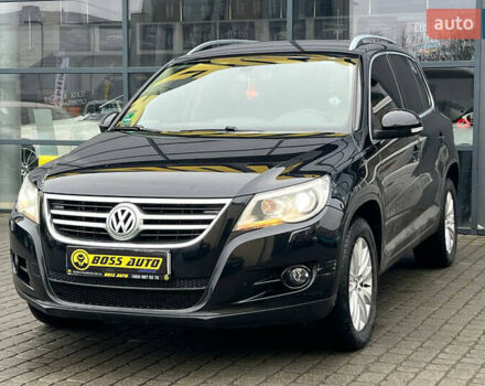Чорний Фольксваген Тігуан, об'ємом двигуна 1.97 л та пробігом 336 тис. км за 14100 $, фото 2 на Automoto.ua
