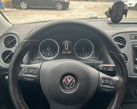 Черный Фольксваген Тигуан, объемом двигателя 2 л и пробегом 215 тыс. км за 10300 $, фото 7 на Automoto.ua