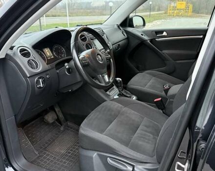 Черный Фольксваген Тигуан, объемом двигателя 1.98 л и пробегом 251 тыс. км за 13700 $, фото 4 на Automoto.ua