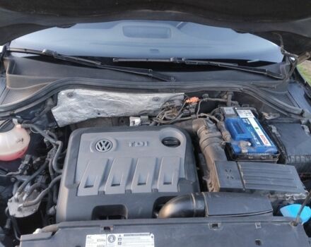 Чорний Фольксваген Тігуан, об'ємом двигуна 2 л та пробігом 370 тис. км за 8600 $, фото 4 на Automoto.ua