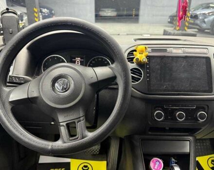 Черный Фольксваген Тигуан, объемом двигателя 2 л и пробегом 186 тыс. км за 12300 $, фото 9 на Automoto.ua