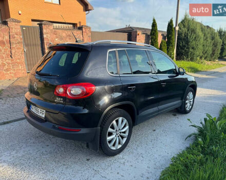 Чорний Фольксваген Тігуан, об'ємом двигуна 1.98 л та пробігом 238 тис. км за 10500 $, фото 4 на Automoto.ua