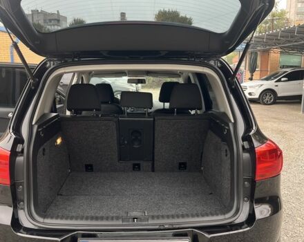 Черный Фольксваген Тигуан, объемом двигателя 2 л и пробегом 215 тыс. км за 10300 $, фото 5 на Automoto.ua