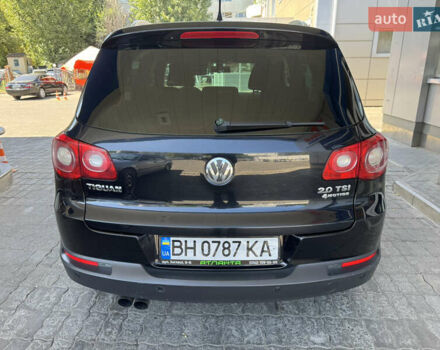 Черный Фольксваген Тигуан, объемом двигателя 1.98 л и пробегом 189 тыс. км за 10700 $, фото 5 на Automoto.ua