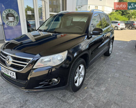 Черный Фольксваген Тигуан, объемом двигателя 1.98 л и пробегом 189 тыс. км за 10700 $, фото 2 на Automoto.ua