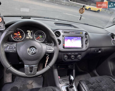 Черный Фольксваген Тигуан, объемом двигателя 1.98 л и пробегом 219 тыс. км за 11700 $, фото 10 на Automoto.ua