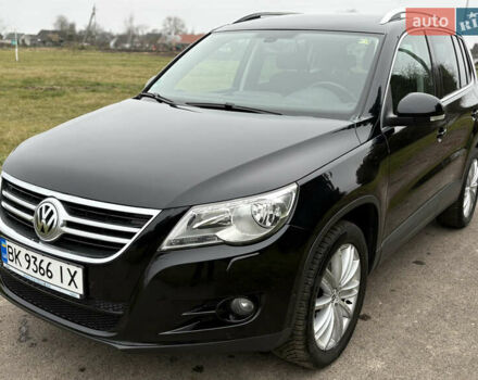 Черный Фольксваген Тигуан, объемом двигателя 1.39 л и пробегом 213 тыс. км за 9399 $, фото 14 на Automoto.ua