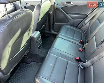 Черный Фольксваген Тигуан, объемом двигателя 2 л и пробегом 237 тыс. км за 10100 $, фото 13 на Automoto.ua