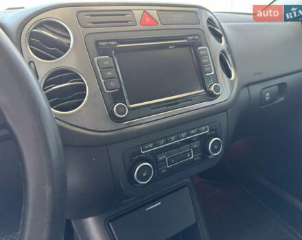 Черный Фольксваген Тигуан, объемом двигателя 1.98 л и пробегом 189 тыс. км за 10700 $, фото 11 на Automoto.ua