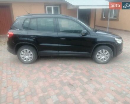 Черный Фольксваген Тигуан, объемом двигателя 1.97 л и пробегом 319 тыс. км за 13300 $, фото 6 на Automoto.ua