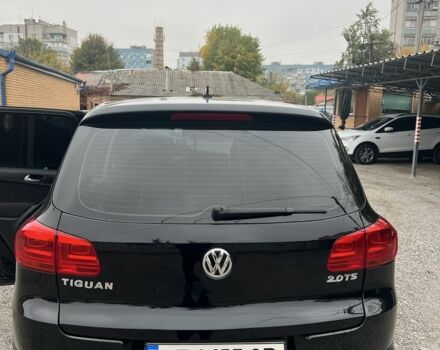 Черный Фольксваген Тигуан, объемом двигателя 2 л и пробегом 215 тыс. км за 10300 $, фото 4 на Automoto.ua