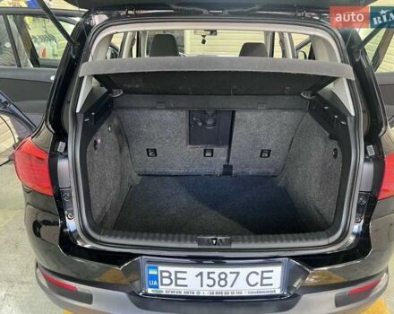 Черный Фольксваген Тигуан, объемом двигателя 1.97 л и пробегом 240 тыс. км за 12200 $, фото 16 на Automoto.ua