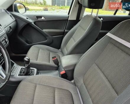 Чорний Фольксваген Тігуан, об'ємом двигуна 1.39 л та пробігом 253 тис. км за 11500 $, фото 14 на Automoto.ua