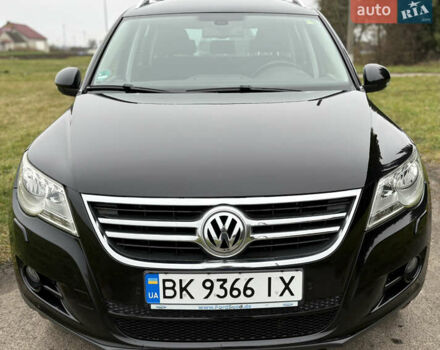 Черный Фольксваген Тигуан, объемом двигателя 1.39 л и пробегом 213 тыс. км за 9399 $, фото 13 на Automoto.ua