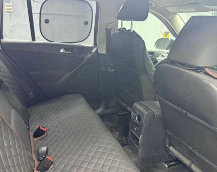 Черный Фольксваген Тигуан, объемом двигателя 2 л и пробегом 186 тыс. км за 12300 $, фото 16 на Automoto.ua