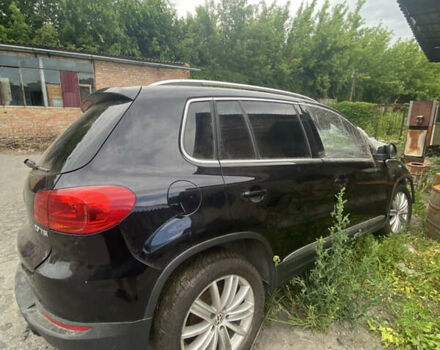 Чорний Фольксваген Тігуан, об'ємом двигуна 2 л та пробігом 270 тис. км за 2999 $, фото 4 на Automoto.ua