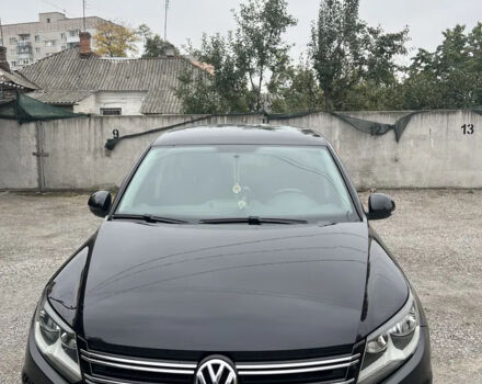 Черный Фольксваген Тигуан, объемом двигателя 2 л и пробегом 215 тыс. км за 10300 $, фото 3 на Automoto.ua