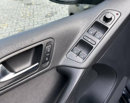 Черный Фольксваген Тигуан, объемом двигателя 1.98 л и пробегом 210 тыс. км за 12000 $, фото 17 на Automoto.ua