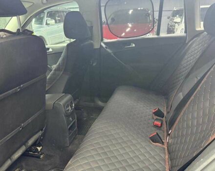 Черный Фольксваген Тигуан, объемом двигателя 2 л и пробегом 186 тыс. км за 12300 $, фото 14 на Automoto.ua