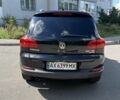 Черный Фольксваген Тигуан, объемом двигателя 2 л и пробегом 176 тыс. км за 12499 $, фото 2 на Automoto.ua