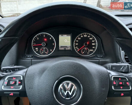 Чорний Фольксваген Тігуан, об'ємом двигуна 2 л та пробігом 234 тис. км за 15500 $, фото 14 на Automoto.ua