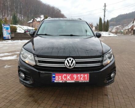 Черный Фольксваген Тигуан, объемом двигателя 2 л и пробегом 227 тыс. км за 8950 $, фото 2 на Automoto.ua